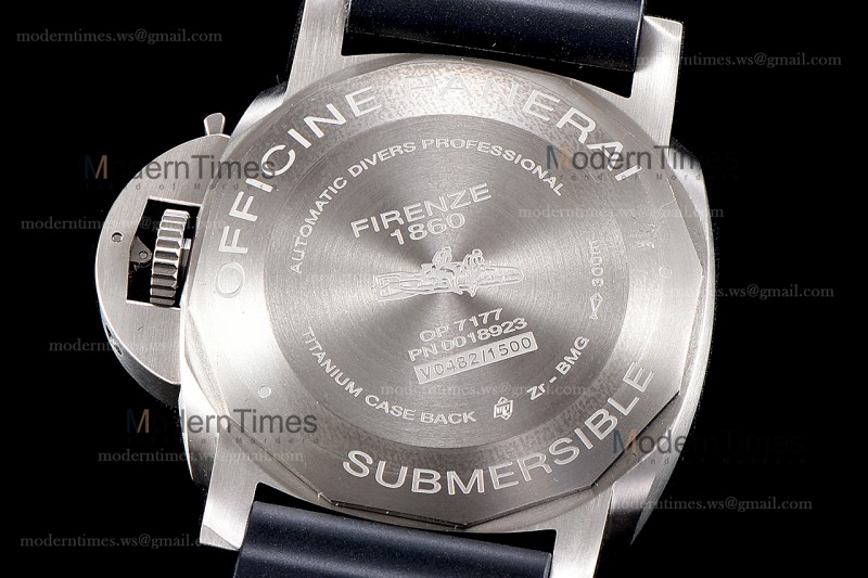 Panerai Submersible Series CF TI/RU Blk/Blk VSF P.9010 Automatic PAM00799