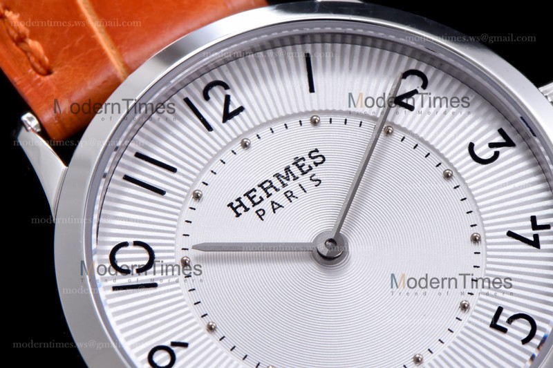 Hermes Slim D Series SS/LE BVF Wht/Bro Quartz 