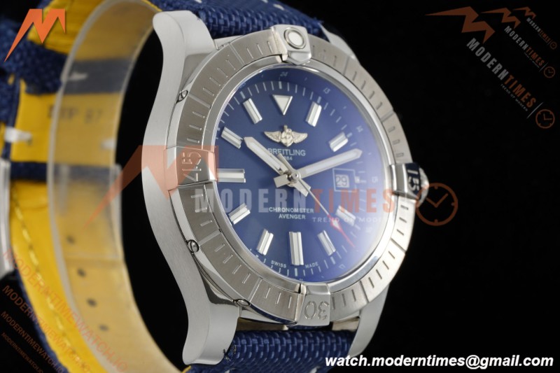 Breitling - Avenger Automatic 43mm SS/NY Blue/Stk TF V2 A2824