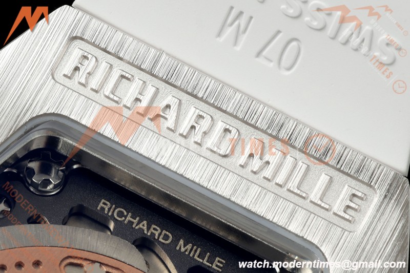 Richard Mille - RM07-01 Snow Set Diamond Crested Wht/RU Red Lips ZF Asian CRMA2