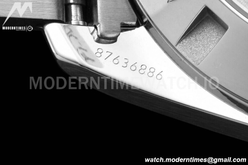 Omega - Seamaster Aqua Terra 150m 41.5mm SS/SS White Waved VSF A8500