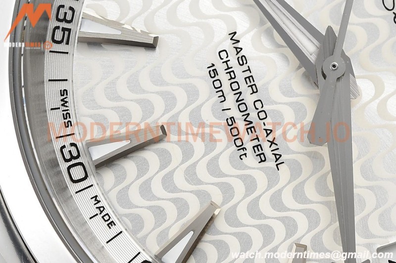 Omega - Seamaster Aqua Terra 150m 41.5mm SS/SS White Waved VSF A8500