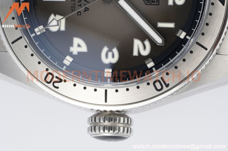 Tag Heuer - Autavia 42mm Automatic SS/SS Grey TARF SW200