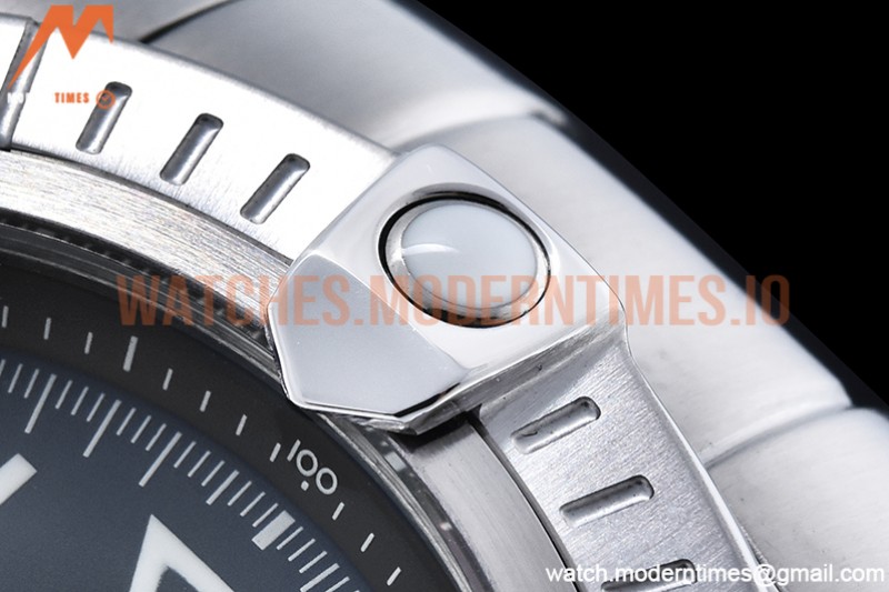 Breitling - Avenger B01 Chrono 45mm SS/SS Grey/Num BLS A7750