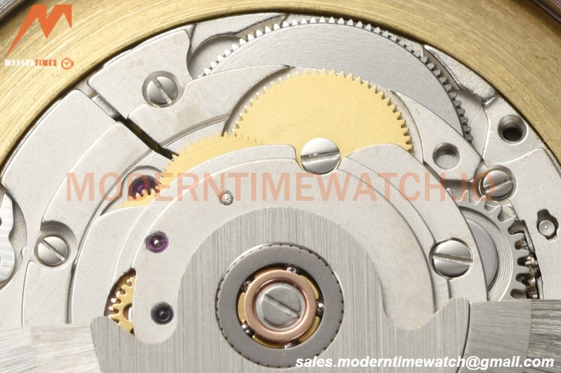 Breitling - Avenger Automatic 42mm SS/NY Blue/Stk BLSF A2824