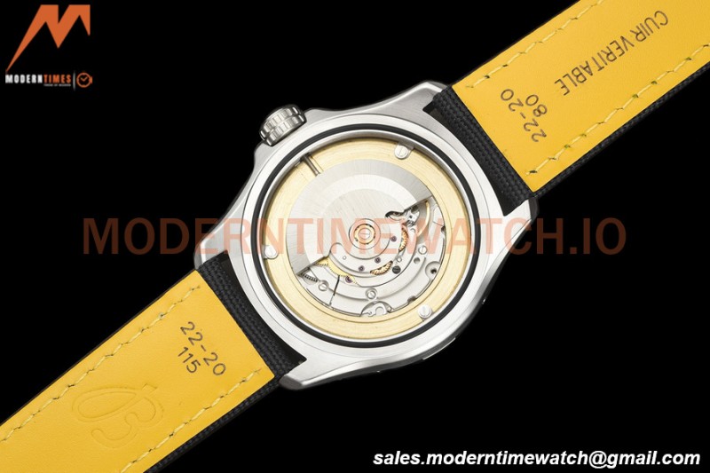 Breitling - Avenger Automatic 42mm SS/NY Black/Stk BLSF A2824