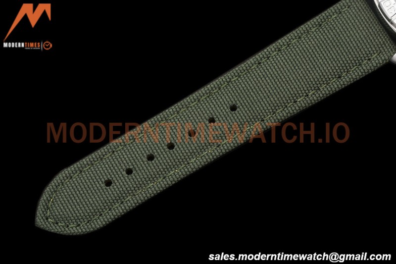 Breitling - Avenger Automatic 42mm SS/NY Green/Stk BLSF A2824
