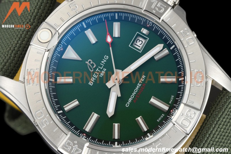 Breitling - Avenger Automatic 42mm SS/NY Green/Stk BLSF A2824