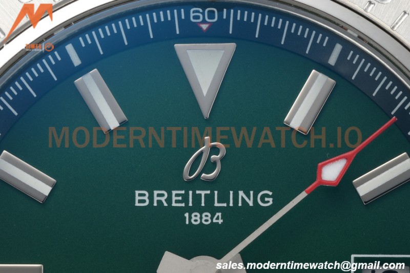 Breitling - Avenger Automatic 42mm SS/NY Green/Stk BLSF A2824