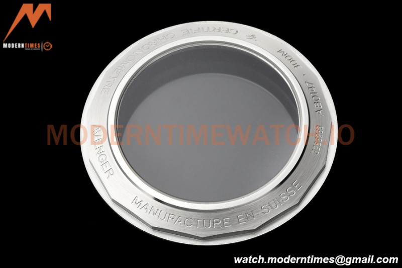 Breitling - Avenger B01 Chrono 44mm SS/NY Grn/Stk BLSF A7750 MOD