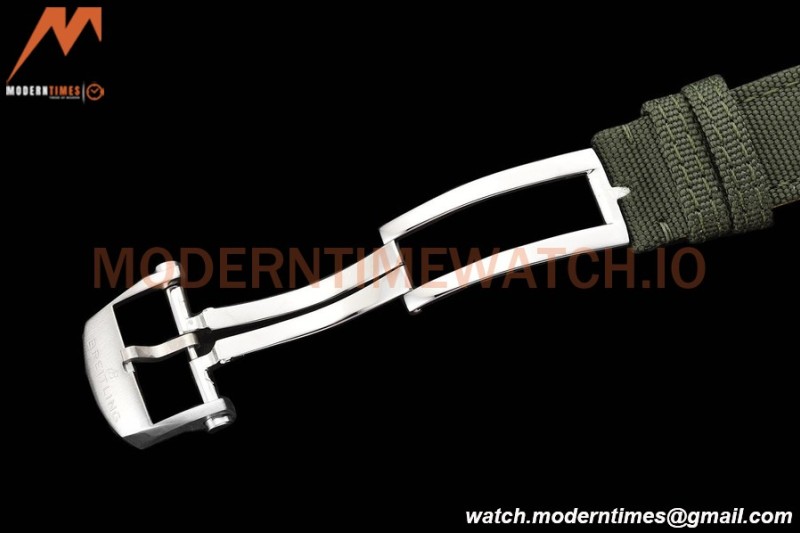 Breitling - Avenger B01 Chrono 44mm SS/NY Grn/Stk BLSF A7750 MOD