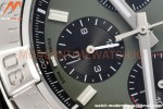 Breitling - Avenger B01 Chrono 44mm SS/NY Grn/Stk BLSF A7750 MOD