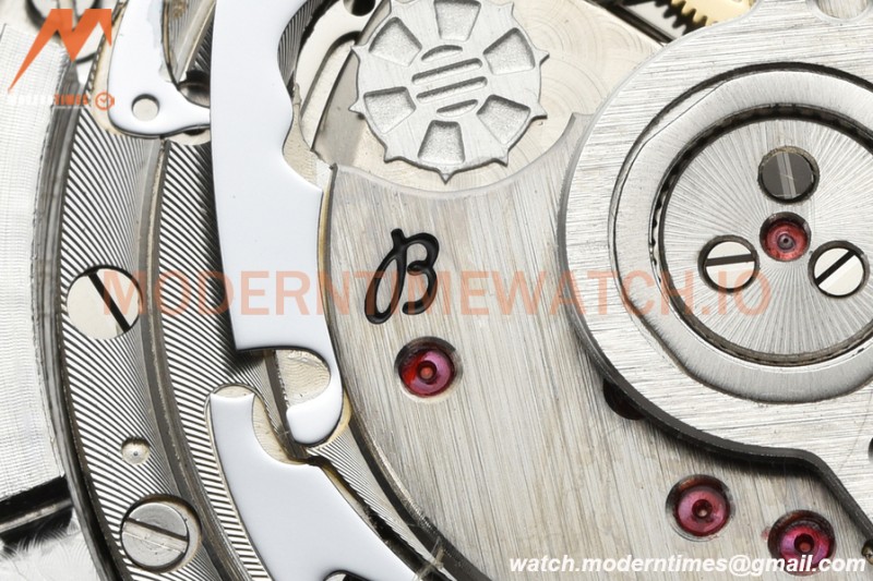 Breitling - Avenger B01 Chrono 44mm SS/NY Blk/Stk BLSF A7750 MOD