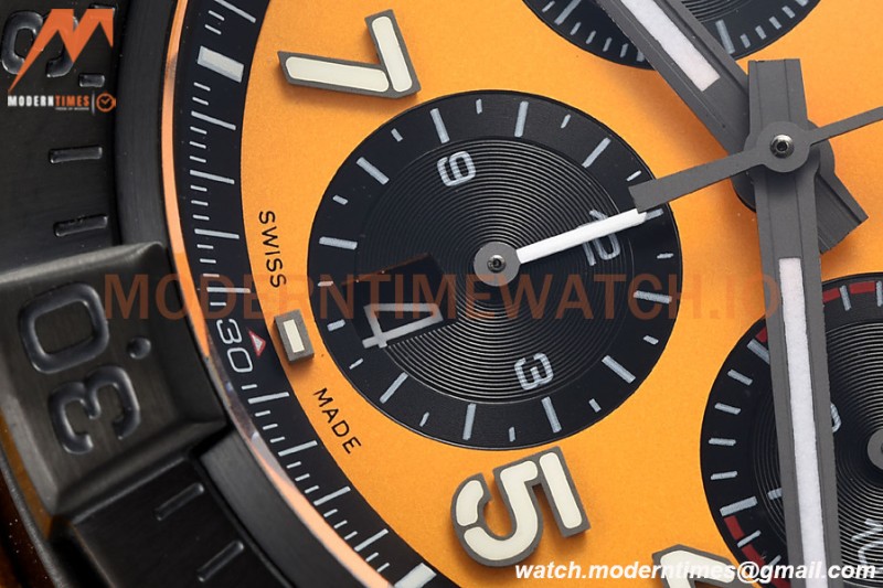 Breitling - Avenger B01 Chrono 44mm Night Mission DLC/NY Yellow/Num BLSF A7750 MOD