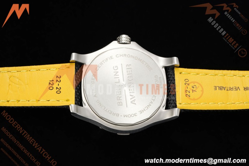 Breitling - Avenger Automatic 43mm SS/NY Yelw/Stk TF V2 A2824