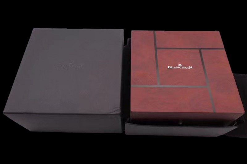 Blancpain - Red Wooden Box Set 1:1 Quality With Booklet and Card