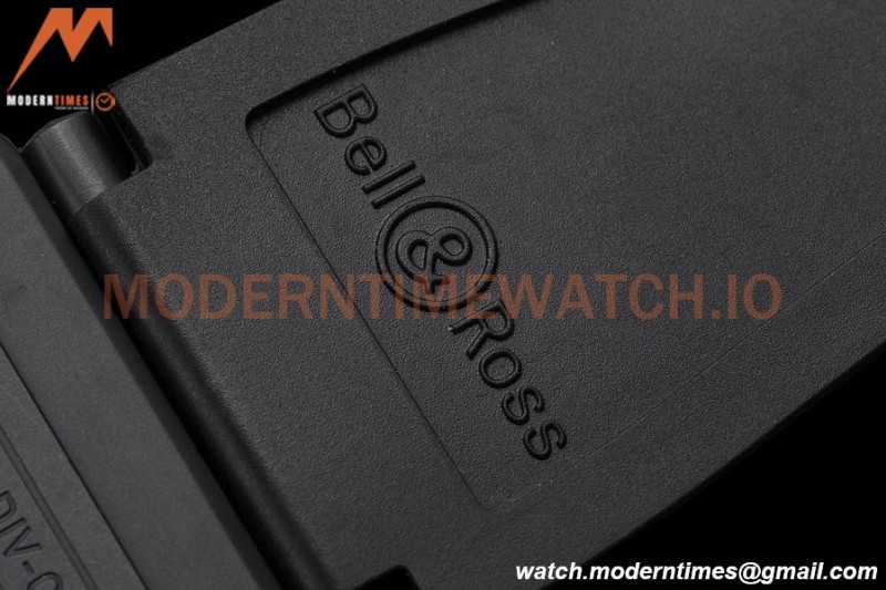 Bell & Ross - BR03-92 Diver Full Lum 42mm Cer/RU Blue M+F A2892