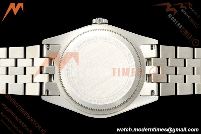Tudor - Black Bay One 39 Automatic 39mm SS/SS Blue Dial KRF A2824