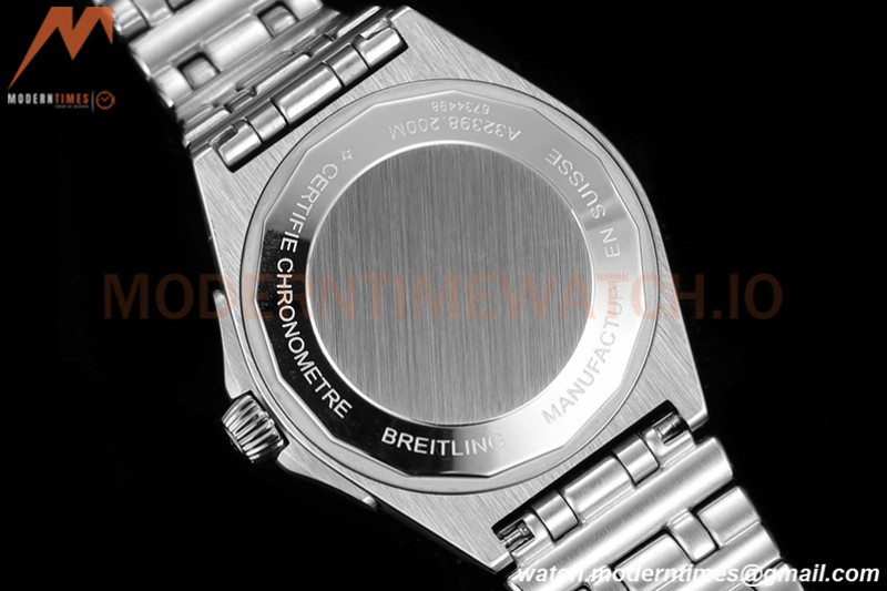 Breitling - Chronomat Automatic GMT 40mm SS/SS White BLSF A2836