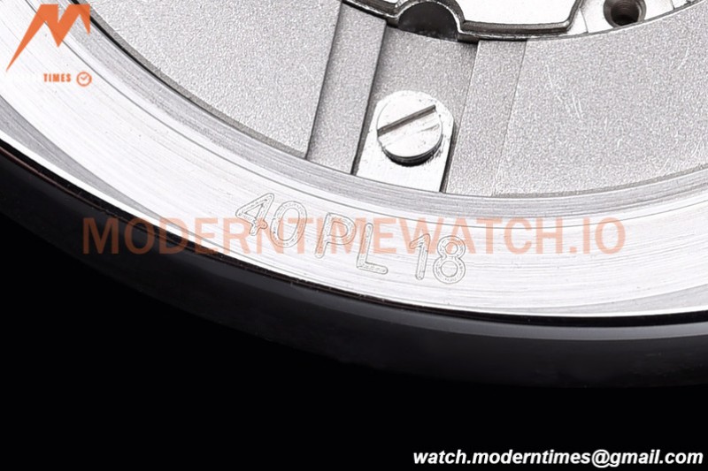 Cartier - Cle De Cartier 31mm Diamond SS/LE White/Rmn RXWF Swiss Eta2671