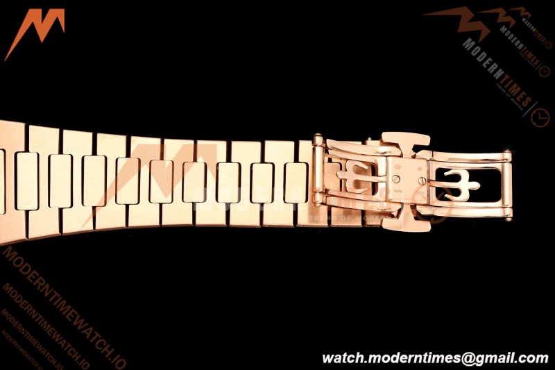 Patek Philippe - Cubitus 5821 45mm RG/RG Silver Stick Dial GRF A330