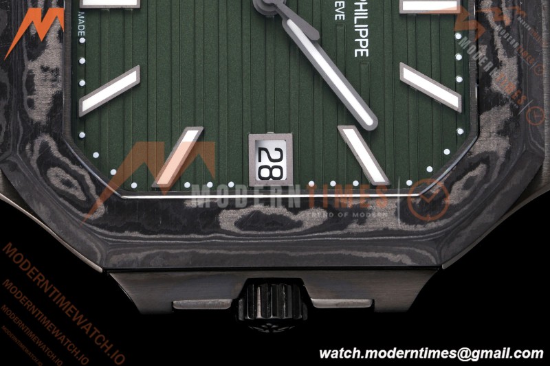 Patek Philippe - Cubitus 7128 40mm Black Carbon Green Dial DIWF A324