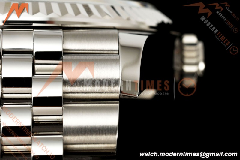 Rolex - Datejust 126234 36mm Jub Flt 904L SS/SS MOP/Dia Clean Plus DD3235