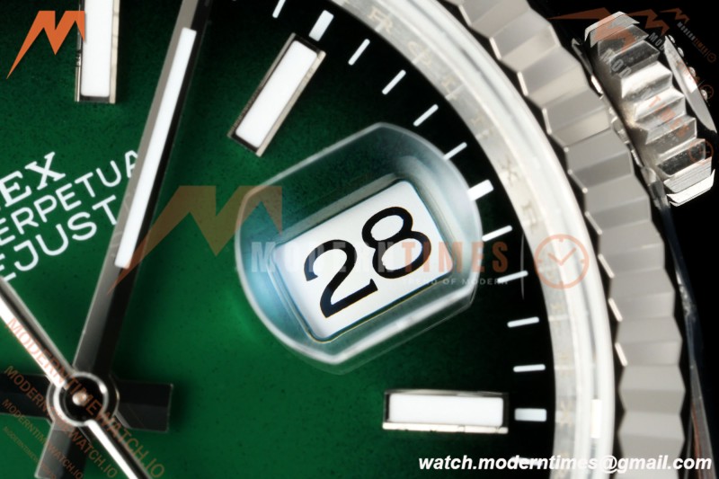 Rolex - Datejust 126234 36mm Oys Flt 904L SS/SS Ombre Green/Stk VSF V2 DD3235