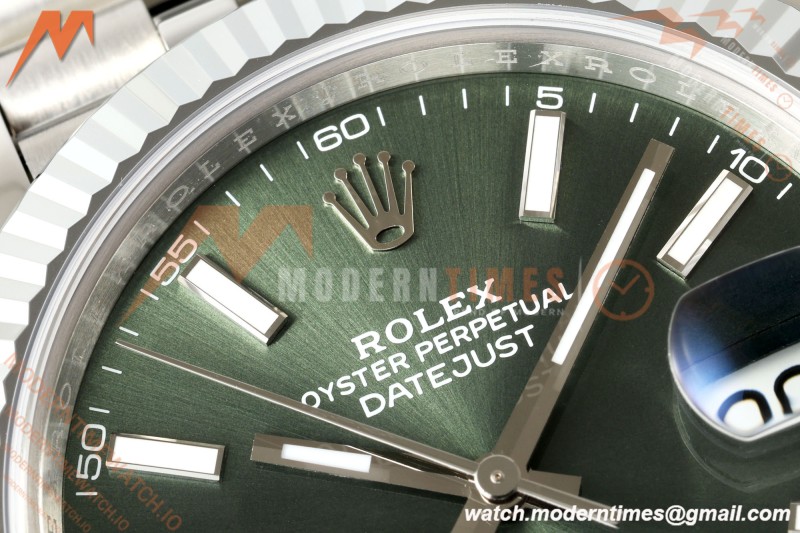 Rolex - Datejust 126334 41mm Jub Flt 904L SS/SS Grn/Stk MZF JH3235