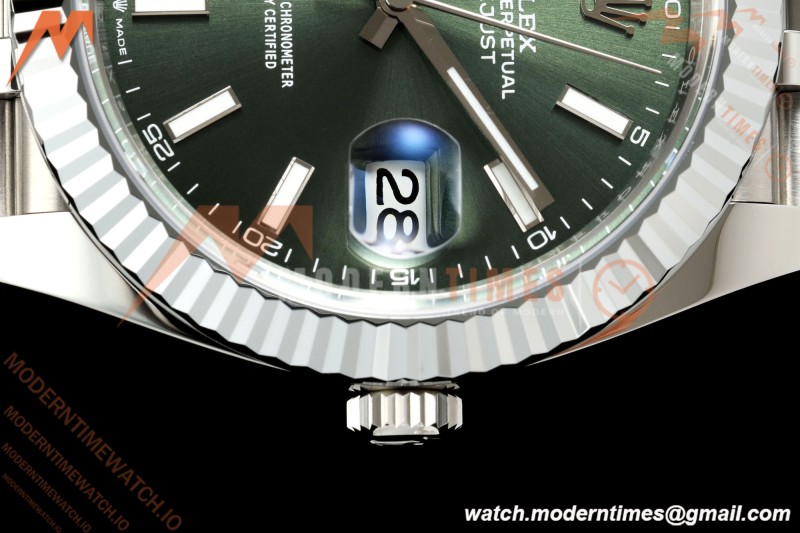 Rolex - Datejust 126334 41mm Jub Flt 904L SS/SS Grn/Stk MZF JH3235