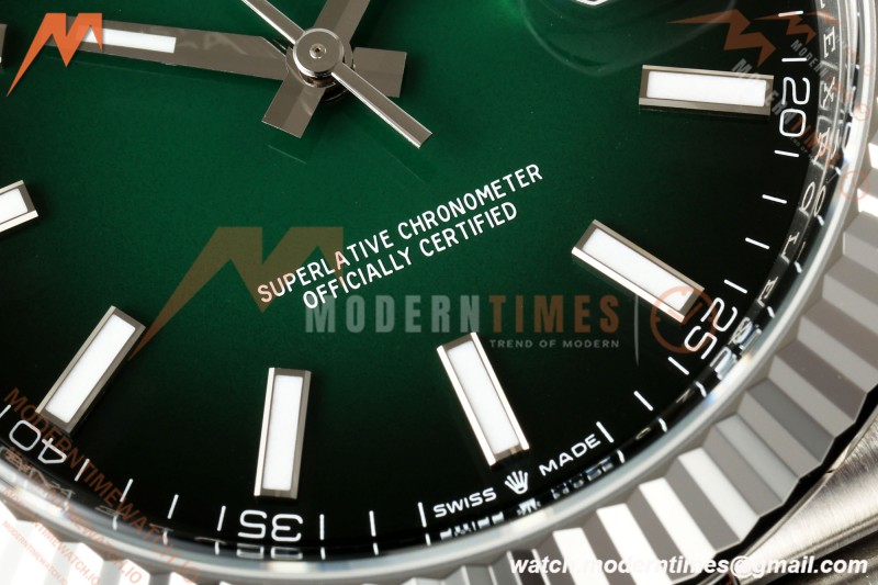 Rolex - Datejust 126334 41mm Jub Flt 904L SS/SS Ombre Green/Stk Clean Plus DD3235