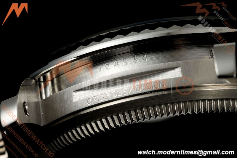 Rolex - Datejust 126234 36mm Jub Flt 904L SS/SS MOP/Dia VSF DD3235