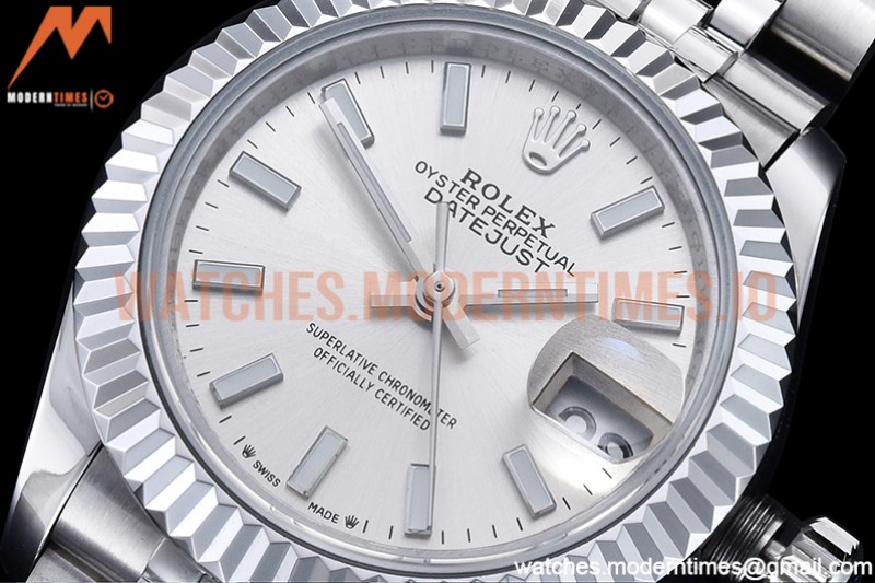 Rolex - DJ Ladies 28mm Jub Flt 904L SS/SS Silv/Stk GMF A2671
