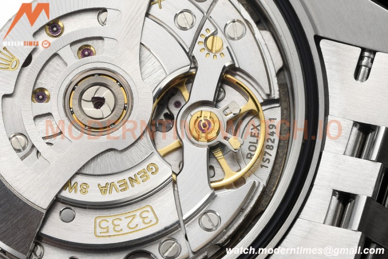 Rolex - Datejust 126300 41mm Jub Smt 904L SS/SS Grey/Stk VSF VS3235