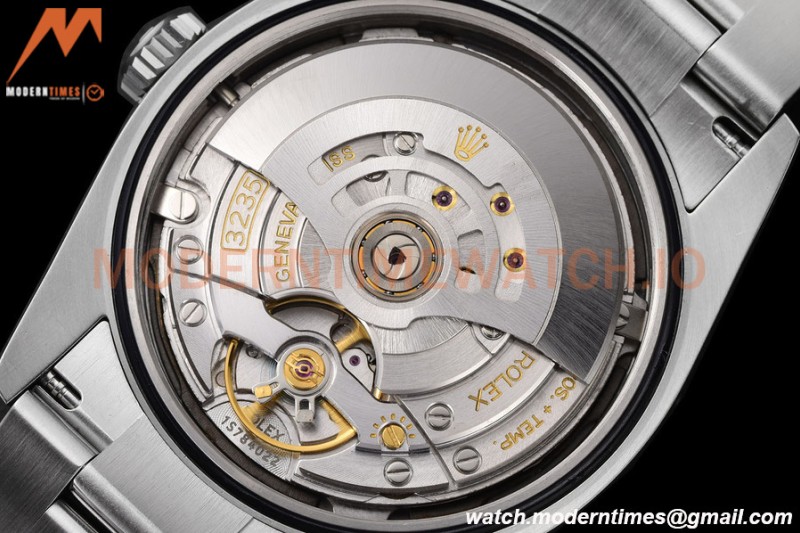 Rolex - Datejust 126334 41mm Oys Flt 904L SS/SS Grn/Stk VSF VS3235