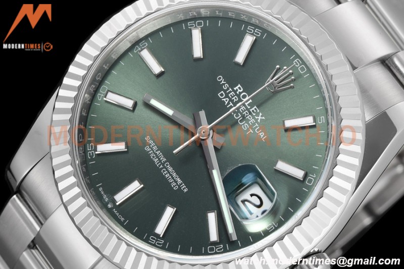 Rolex - Datejust 126334 41mm Oys Flt 904L SS/SS Grn/Stk VSF VS3235