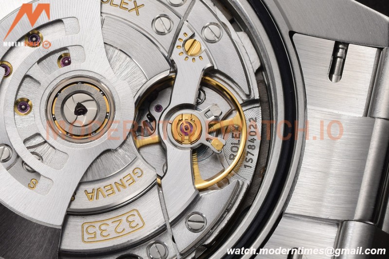 Rolex - Datejust 126300 41mm Oys Smt 904L SS/SS F-Grn/Stk VSF VS3235