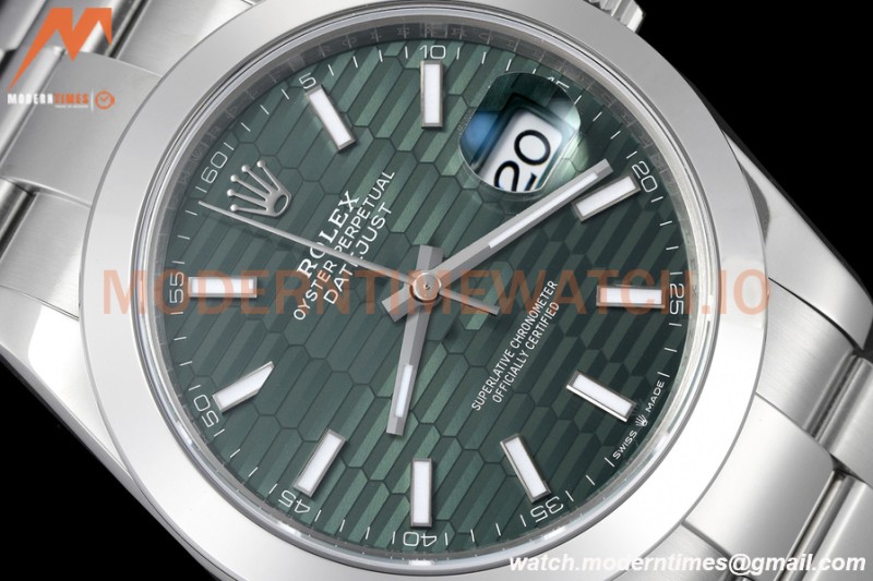 Rolex - Datejust 126300 41mm Oys Smt 904L SS/SS F-Grn/Stk VSF VS3235