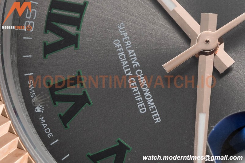 Rolex - Datejust 126331 Wimbledon 41mm Jub Flt RG/SS Grey/Rmn GDF MY8215