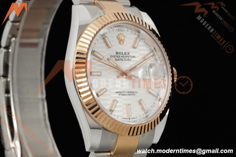 Rolex - Datejust 126331 41mm 904L Gain Weight Oys Flt RG/SS Silv/Stk ARF SH3235