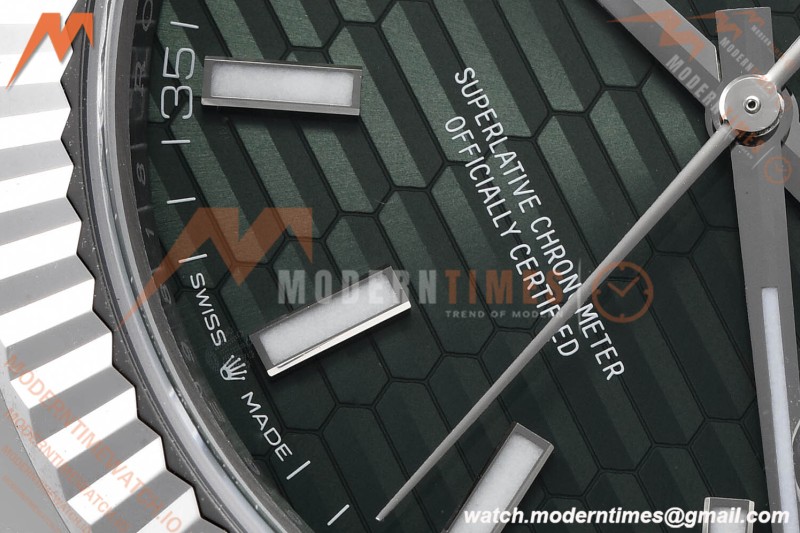Rolex - Datejust 126334 41mm Oys Flt 904L SS/SS F-Grn/Stk VSF VS3235