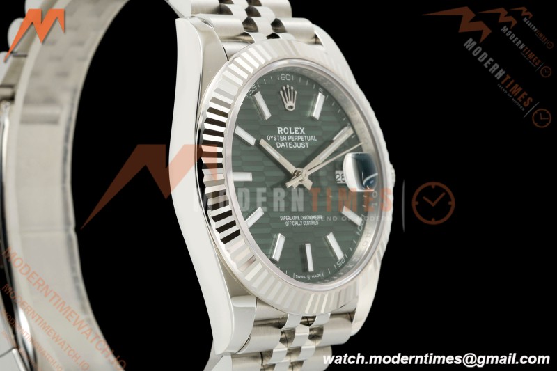 Rolex - Datejust 126334 41mm Jub Flt 904L SS/SS F-Grn/Stk SEEK SH3235