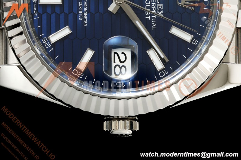 Rolex - Datejust 126334 41mm Jub Flt 904L SS/SS F-Blu/Stk VF DD3235