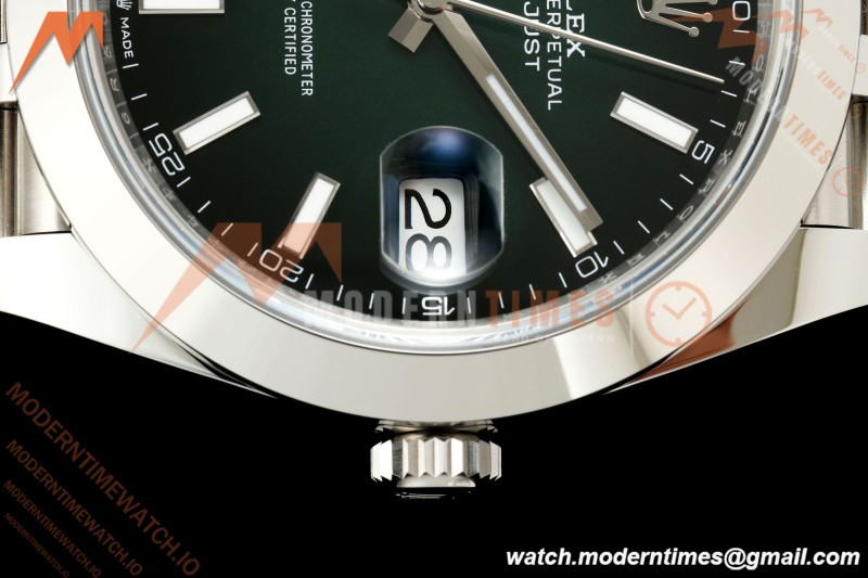Rolex - Datejust 126300 41mm 904L  Jub Smt SS/SS Ombre Green/Stk ARF DD3235