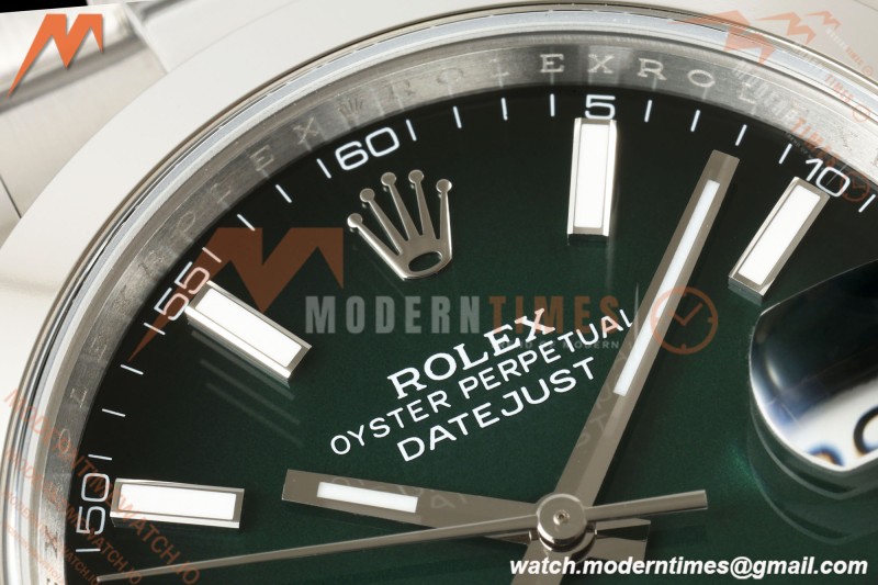 Rolex - Datejust 126300 41mm 904L  Oys Smt SS/SS Ombre Green/Stk ARF DD3235
