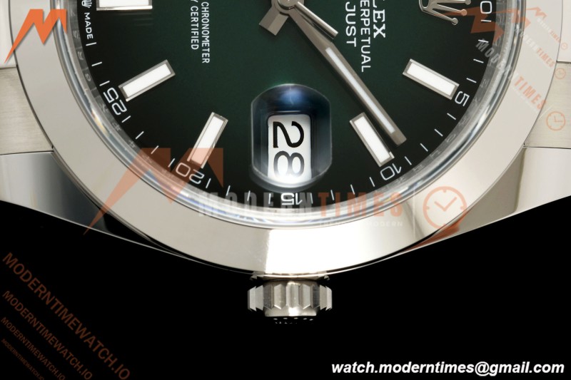 Rolex - Datejust 126300 41mm 904L  Oys Smt SS/SS Ombre Green/Stk ARF DD3235