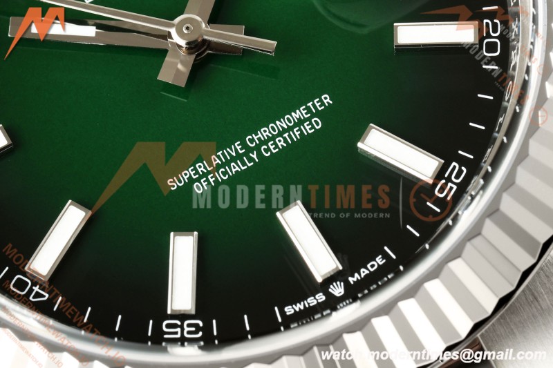 Rolex - Datejust 126334 41mm Oys Flt 904L SS/SS Ombre Green/Stk SEEKF DD3235