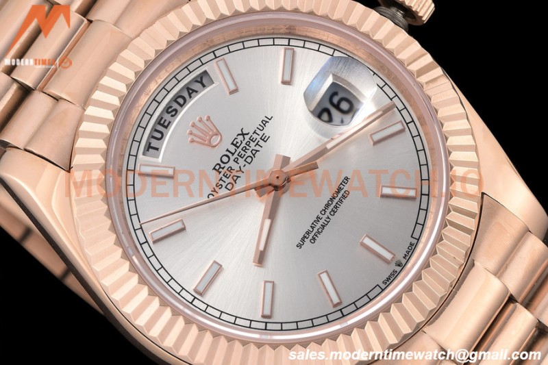 Rolex - DayDate 40mm Flt/Pres RG/RG Silver Stick GDF MY8215