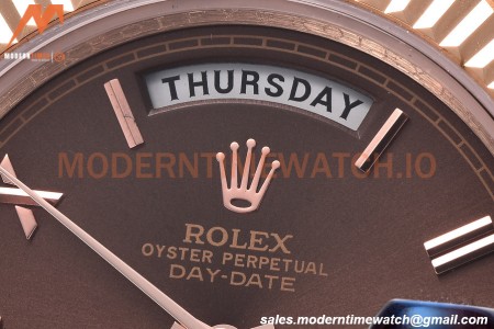 Rolex - DayDate 40mm Flt/Pres RG/RG Brown Roman GDF MY8215