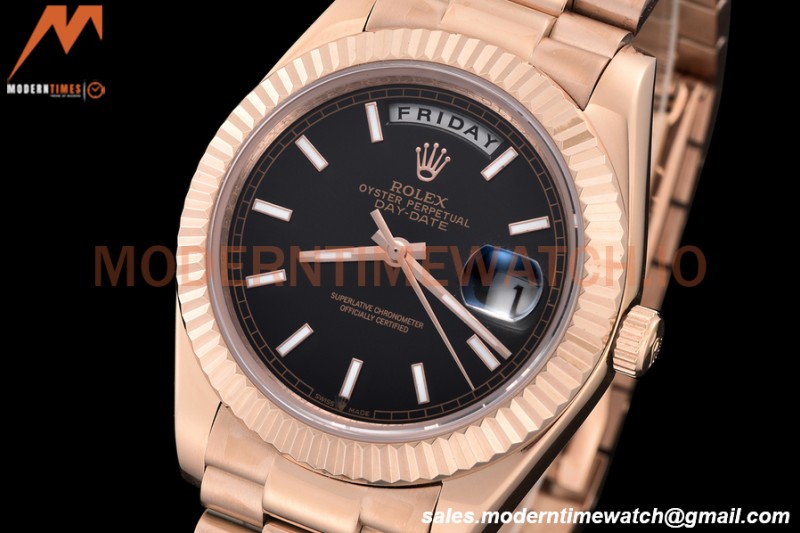 Rolex - DayDate 40mm Flt/Pres RG/RG Black Stick GDF MY8215